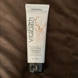 3/$15 VITABATH HEAVENLY COCONUT CREME BODY CREAM